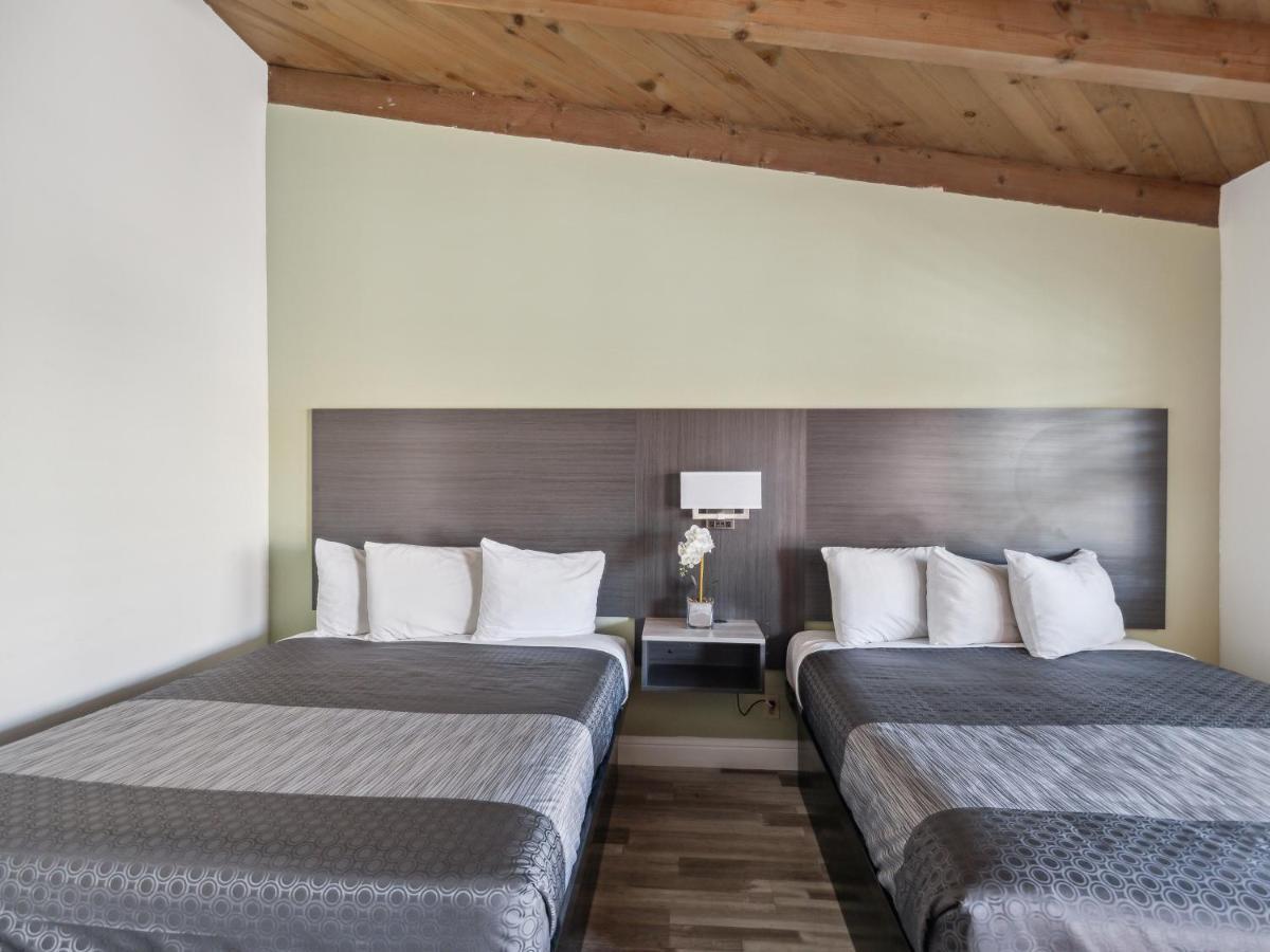 Discovery Inn Monterey Bay Seaside Dış mekan fotoğraf